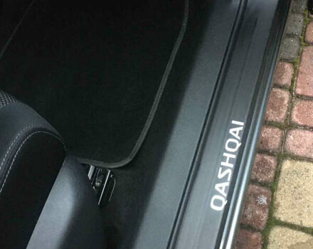 Сірий Ніссан Кашкай, об'ємом двигуна 1.6 л та пробігом 195 тис. км за 14100 $, фото 12 на Automoto.ua