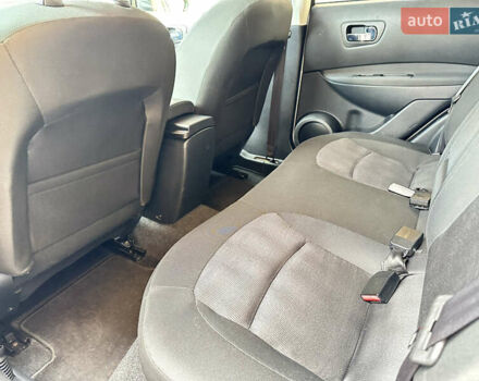 Сірий Ніссан Кашкай, об'ємом двигуна 1.6 л та пробігом 220 тис. км за 11600 $, фото 21 на Automoto.ua