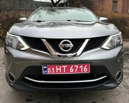 Серый Ниссан Кашкай, объемом двигателя 1.6 л и пробегом 152 тыс. км за 15600 $, фото 2 на Automoto.ua