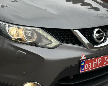 Сірий Ніссан Кашкай, об'ємом двигуна 1.5 л та пробігом 175 тис. км за 14600 $, фото 3 на Automoto.ua