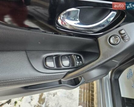 Серый Ниссан Кашкай, объемом двигателя 1.6 л и пробегом 189 тыс. км за 15350 $, фото 31 на Automoto.ua