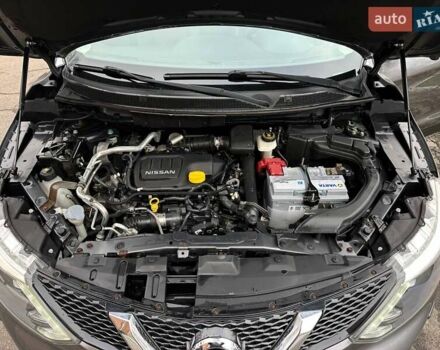 Серый Ниссан Кашкай, объемом двигателя 1.6 л и пробегом 152 тыс. км за 15600 $, фото 9 на Automoto.ua