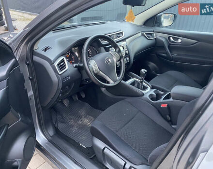 Серый Ниссан Кашкай, объемом двигателя 1.5 л и пробегом 245 тыс. км за 13300 $, фото 3 на Automoto.ua