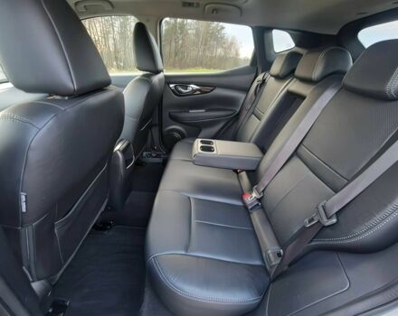 Сірий Ніссан Кашкай, об'ємом двигуна 1.6 л та пробігом 86 тис. км за 5400 $, фото 12 на Automoto.ua