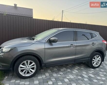 Серый Ниссан Кашкай, объемом двигателя 1.2 л и пробегом 93 тыс. км за 12000 $, фото 3 на Automoto.ua
