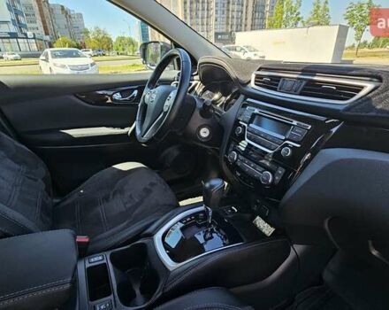 Серый Ниссан Кашкай, объемом двигателя 1.6 л и пробегом 49 тыс. км за 18999 $, фото 19 на Automoto.ua