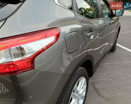 Серый Ниссан Кашкай, объемом двигателя 2 л и пробегом 155 тыс. км за 15400 $, фото 5 на Automoto.ua