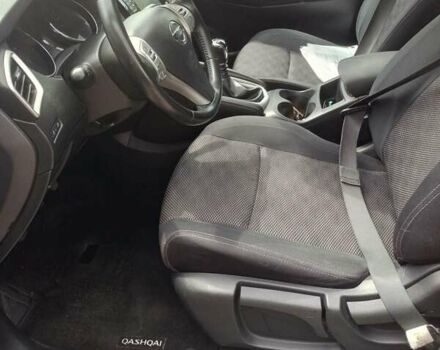 Серый Ниссан Кашкай, объемом двигателя 1.5 л и пробегом 217 тыс. км за 14800 $, фото 6 на Automoto.ua