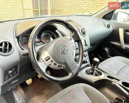 Сірий Ніссан Кашкай, об'ємом двигуна 1.6 л та пробігом 220 тис. км за 11600 $, фото 13 на Automoto.ua