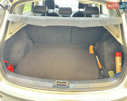 Сірий Ніссан Кашкай, об'ємом двигуна 1.6 л та пробігом 220 тис. км за 11600 $, фото 17 на Automoto.ua