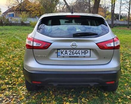 Сірий Ніссан Кашкай, об'ємом двигуна 1.6 л та пробігом 200 тис. км за 12250 $, фото 1 на Automoto.ua