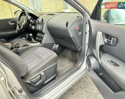 Сірий Ніссан Кашкай, об'ємом двигуна 1.6 л та пробігом 220 тис. км за 11600 $, фото 14 на Automoto.ua