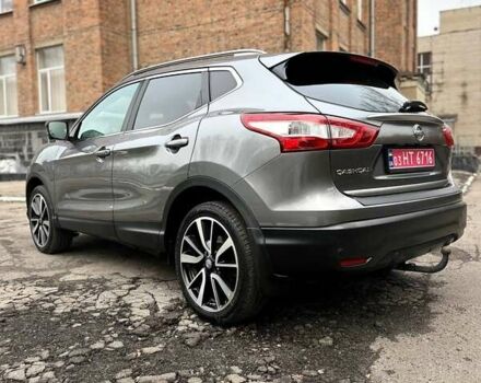 Серый Ниссан Кашкай, объемом двигателя 1.6 л и пробегом 152 тыс. км за 15600 $, фото 5 на Automoto.ua
