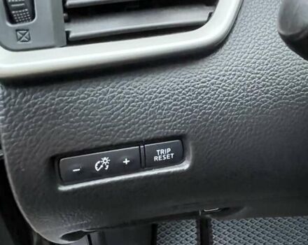 Серый Ниссан Кашкай, объемом двигателя 1.6 л и пробегом 198 тыс. км за 14600 $, фото 21 на Automoto.ua