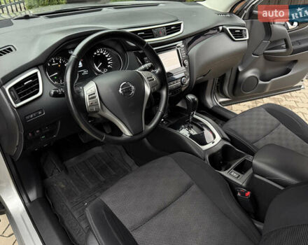 Серый Ниссан Кашкай, объемом двигателя 1.2 л и пробегом 81 тыс. км за 12900 $, фото 9 на Automoto.ua
