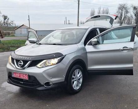 Серый Ниссан Кашкай, объемом двигателя 1.5 л и пробегом 120 тыс. км за 14900 $, фото 89 на Automoto.ua