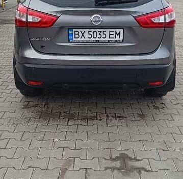 Серый Ниссан Кашкай, объемом двигателя 1.5 л и пробегом 250 тыс. км за 13800 $, фото 5 на Automoto.ua