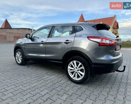 Сірий Ніссан Кашкай, об'ємом двигуна 1.5 л та пробігом 160 тис. км за 15400 $, фото 5 на Automoto.ua