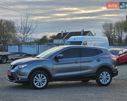 Серый Ниссан Кашкай, объемом двигателя 1.6 л и пробегом 239 тыс. км за 13999 $, фото 1 на Automoto.ua