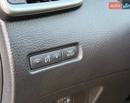 Сірий Ніссан Кашкай, об'ємом двигуна 1.6 л та пробігом 92 тис. км за 16200 $, фото 17 на Automoto.ua