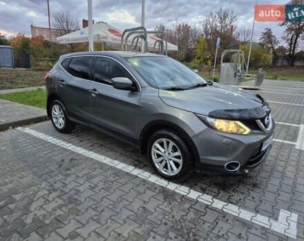 Серый Ниссан Кашкай, объемом двигателя 1.6 л и пробегом 180 тыс. км за 15000 $, фото 19 на Automoto.ua