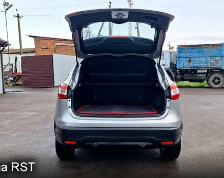 Серый Ниссан Кашкай, объемом двигателя 1.5 л и пробегом 120 тыс. км за 14900 $, фото 12 на Automoto.ua