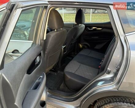 Сірий Ніссан Кашкай, об'ємом двигуна 1.6 л та пробігом 92 тис. км за 16200 $, фото 25 на Automoto.ua