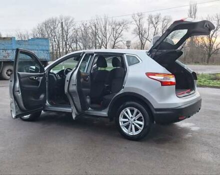 Серый Ниссан Кашкай, объемом двигателя 1.5 л и пробегом 120 тыс. км за 14900 $, фото 93 на Automoto.ua
