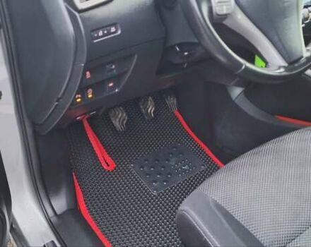 Серый Ниссан Кашкай, объемом двигателя 1.5 л и пробегом 120 тыс. км за 14900 $, фото 113 на Automoto.ua