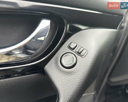 Серый Ниссан Кашкай, объемом двигателя 1.2 л и пробегом 81 тыс. км за 11600 $, фото 43 на Automoto.ua