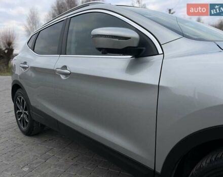 Сірий Ніссан Кашкай, об'ємом двигуна 1.2 л та пробігом 83 тис. км за 13500 $, фото 23 на Automoto.ua