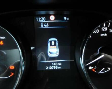 Сірий Ніссан Кашкай, об'ємом двигуна 1.6 л та пробігом 210 тис. км за 14750 $, фото 14 на Automoto.ua