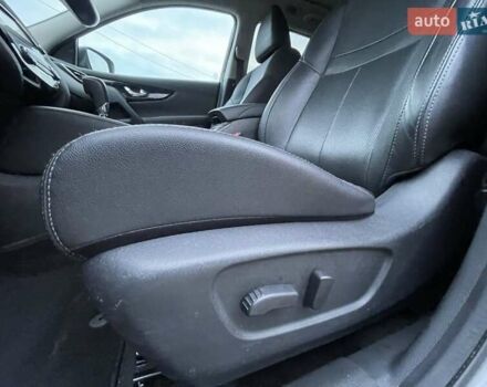 Сірий Ніссан Кашкай, об'ємом двигуна 1.2 л та пробігом 83 тис. км за 13500 $, фото 37 на Automoto.ua