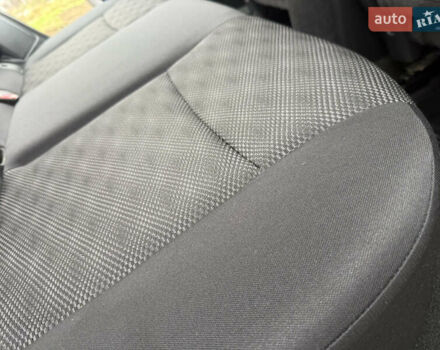 Серый Ниссан Кашкай, объемом двигателя 1.2 л и пробегом 81 тыс. км за 11600 $, фото 62 на Automoto.ua