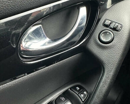 Сірий Ніссан Кашкай, об'ємом двигуна 1.6 л та пробігом 200 тис. км за 16600 $, фото 25 на Automoto.ua