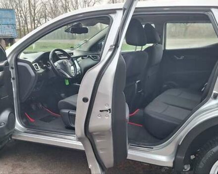 Серый Ниссан Кашкай, объемом двигателя 1.5 л и пробегом 120 тыс. км за 14900 $, фото 12 на Automoto.ua