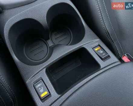 Сірий Ніссан Кашкай, об'ємом двигуна 1.2 л та пробігом 83 тис. км за 13500 $, фото 47 на Automoto.ua