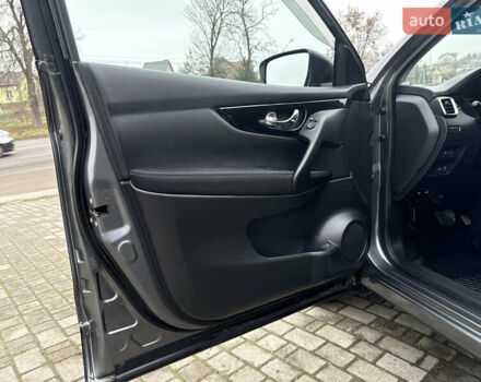 Серый Ниссан Кашкай, объемом двигателя 1.2 л и пробегом 81 тыс. км за 11600 $, фото 42 на Automoto.ua