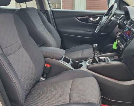 Серый Ниссан Кашкай, объемом двигателя 1.5 л и пробегом 120 тыс. км за 14900 $, фото 73 на Automoto.ua