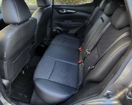 Серый Ниссан Кашкай, объемом двигателя 1.6 л и пробегом 209 тыс. км за 15250 $, фото 6 на Automoto.ua