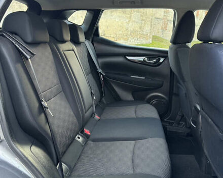 Сірий Ніссан Кашкай, об'ємом двигуна 1.5 л та пробігом 160 тис. км за 15400 $, фото 19 на Automoto.ua