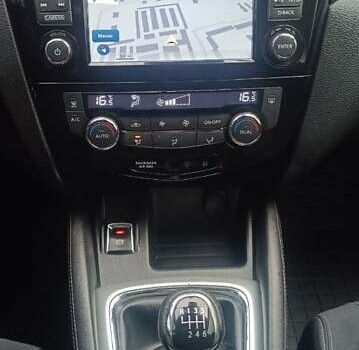 Серый Ниссан Кашкай, объемом двигателя 1.5 л и пробегом 250 тыс. км за 13800 $, фото 7 на Automoto.ua