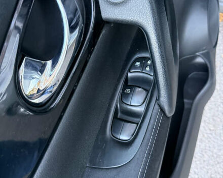 Серый Ниссан Кашкай, объемом двигателя 1.5 л и пробегом 188 тыс. км за 14900 $, фото 15 на Automoto.ua