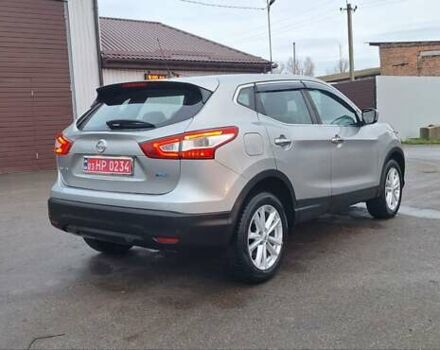 Серый Ниссан Кашкай, объемом двигателя 1.5 л и пробегом 120 тыс. км за 14900 $, фото 108 на Automoto.ua