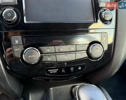 Сірий Ніссан Кашкай, об'ємом двигуна 1.6 л та пробігом 92 тис. км за 16200 $, фото 20 на Automoto.ua