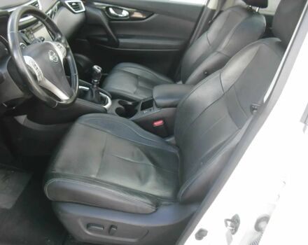 Серый Ниссан Кашкай, объемом двигателя 1.6 л и пробегом 73 тыс. км за 7000 $, фото 5 на Automoto.ua