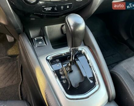 Сірий Ніссан Кашкай, об'ємом двигуна 1.6 л та пробігом 92 тис. км за 16200 $, фото 21 на Automoto.ua