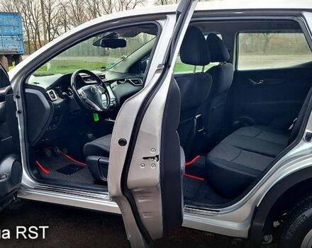 Серый Ниссан Кашкай, объемом двигателя 1.5 л и пробегом 120 тыс. км за 14900 $, фото 8 на Automoto.ua