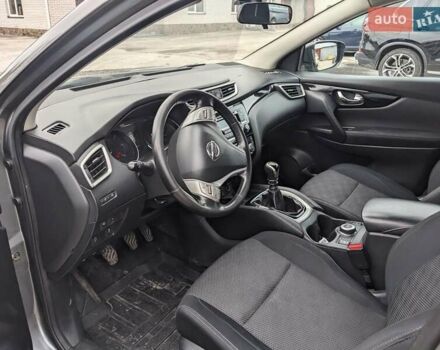 Серый Ниссан Кашкай, объемом двигателя 1.6 л и пробегом 1 тыс. км за 12200 $, фото 11 на Automoto.ua