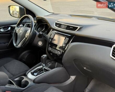 Сірий Ніссан Кашкай, об'ємом двигуна 1.6 л та пробігом 92 тис. км за 16200 $, фото 23 на Automoto.ua